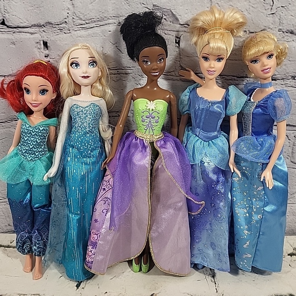Disney Princess Fashion Dolls Lot Of 5‎ Ariel Tiana Elsa Twin Cinderellas